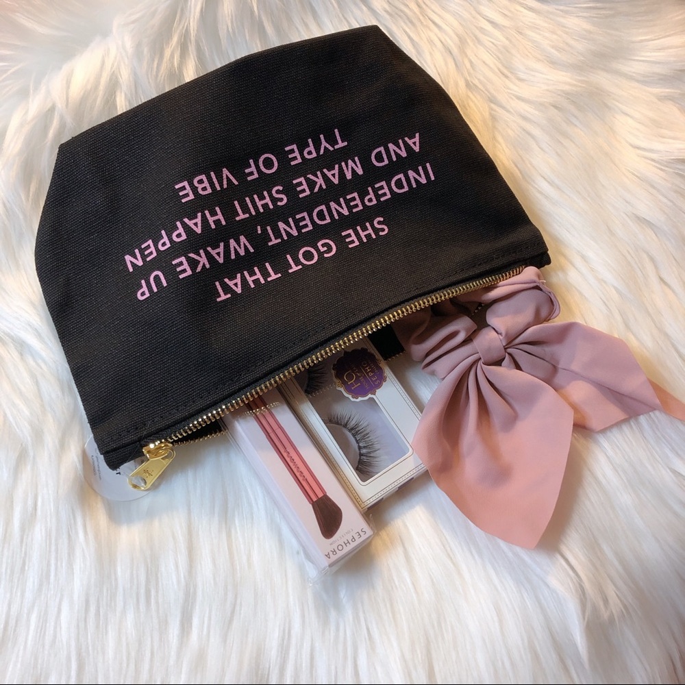 NEW LA Trading Co Girl Boss Inspiration Makeup Bag